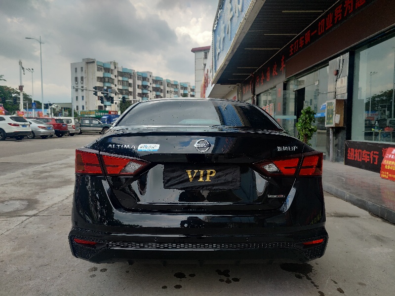 东莞20年日产天籁2