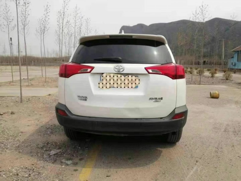 秦皇島16年豐田RAV4榮放8