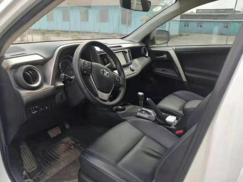 秦皇島16年豐田RAV4榮放4