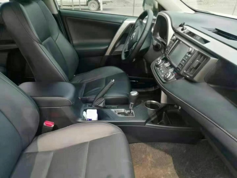秦皇島16年豐田RAV4榮放3