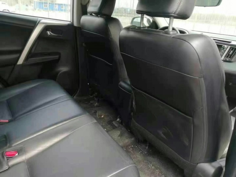 秦皇島16年豐田RAV4榮放2