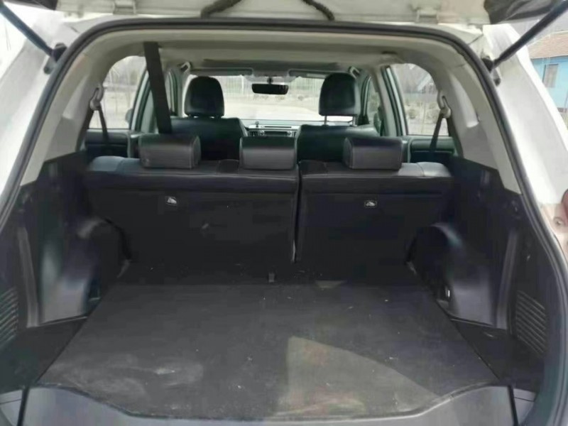 秦皇島16年豐田RAV4榮放1