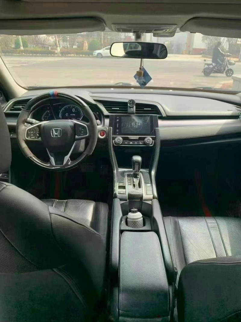 枣庄18年本田思域2