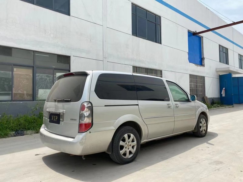 徐州09年别克GL82