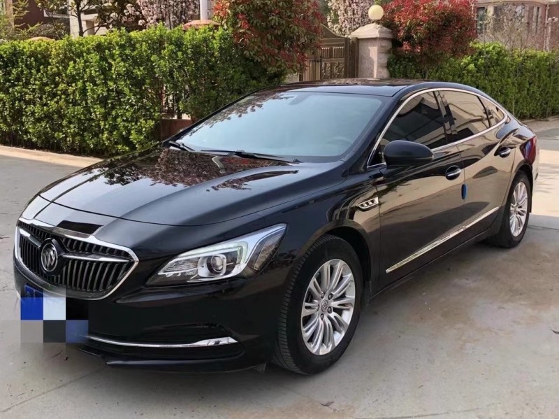 青岛17年别克君越3