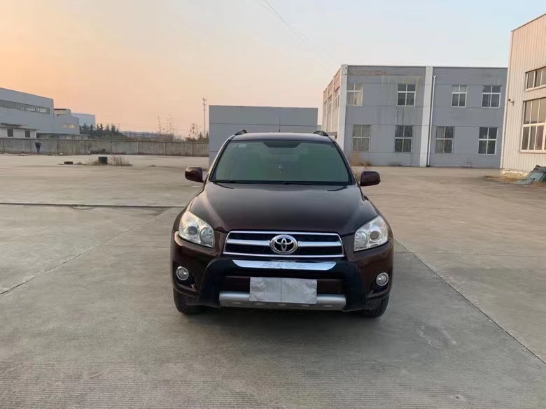 徐州13年丰田RAV41