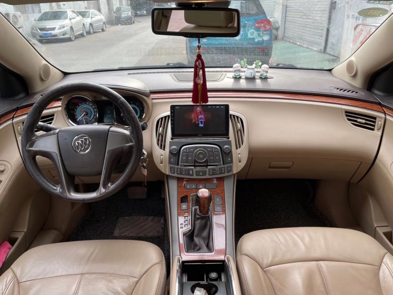 广州12年别克君越6