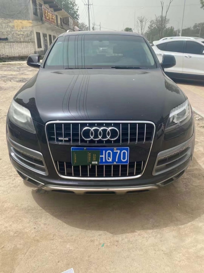 青岛12年奥迪Q71