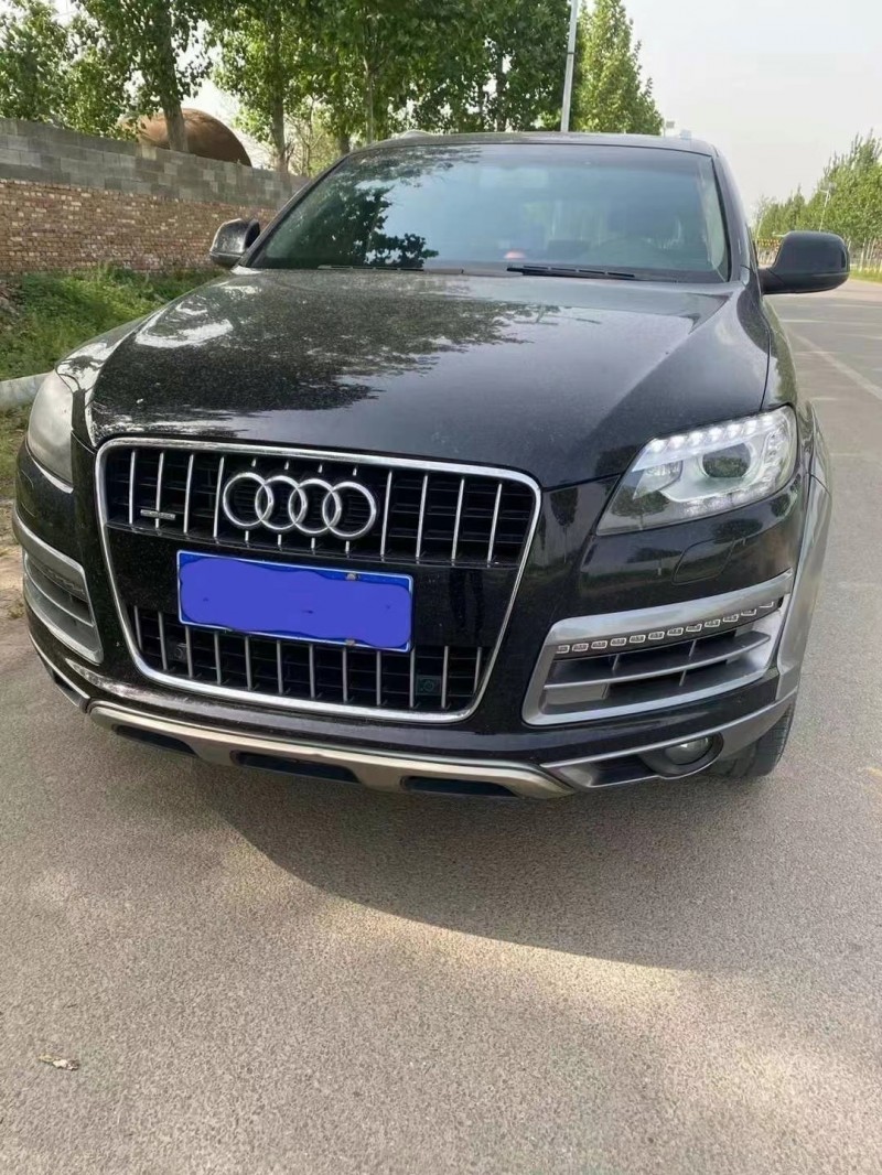 青岛12年奥迪Q72