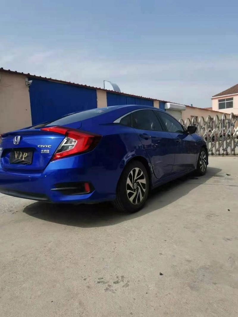 青岛18年本田思域8