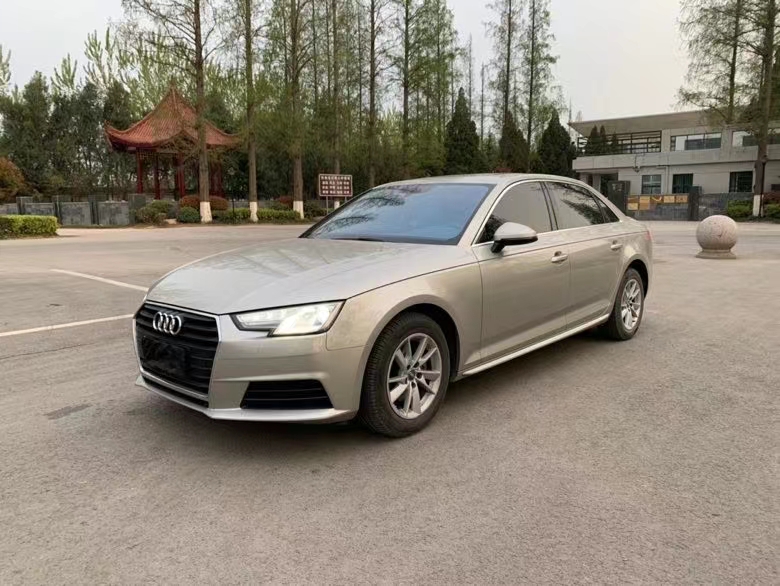 徐州17年奥迪A4L8