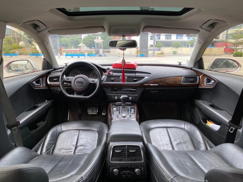 东莞12年奥迪A76