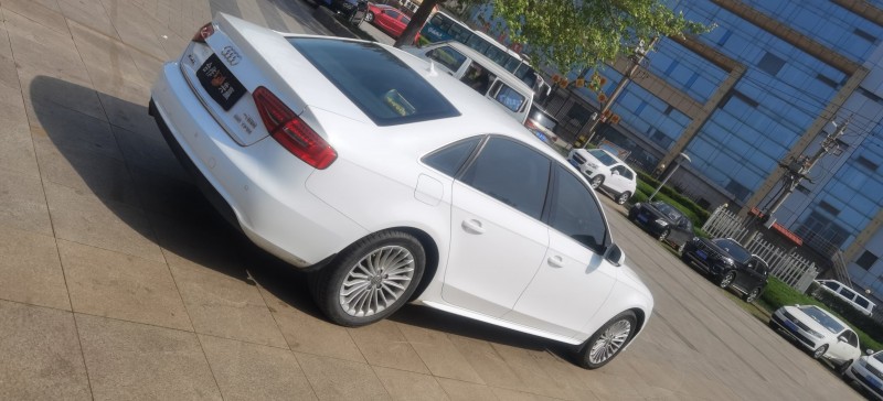 青岛15年奥迪A4L2