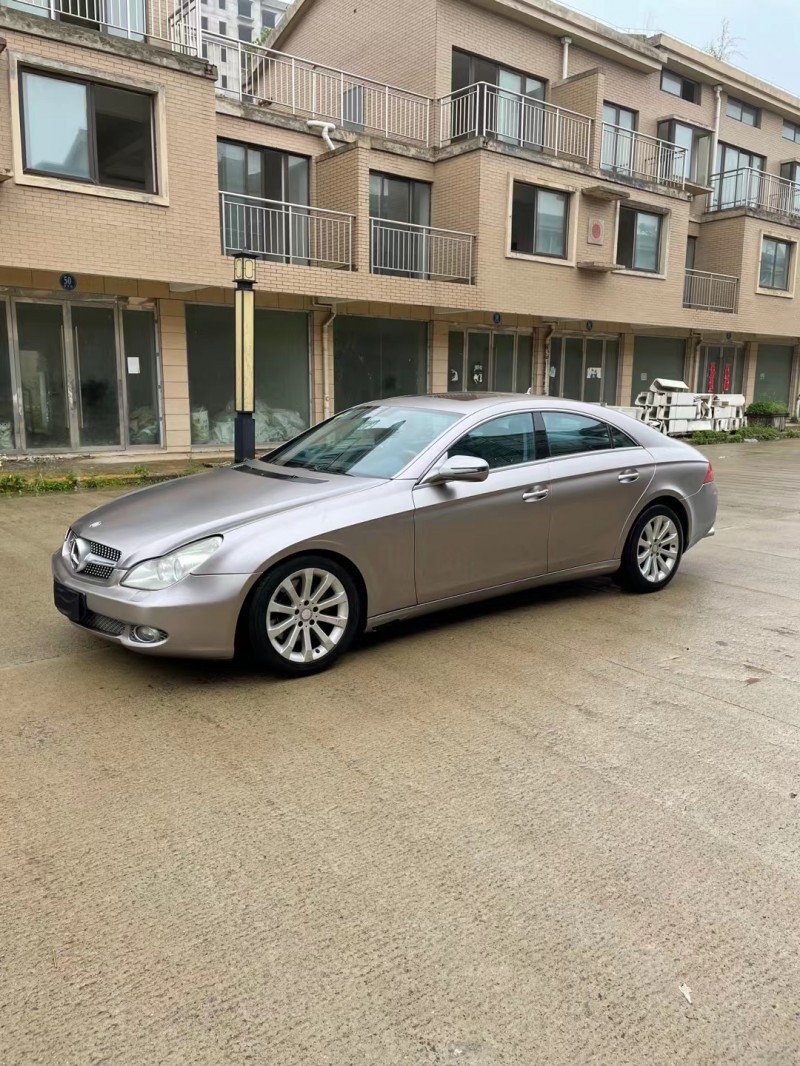徐州11年奔驰CLS8