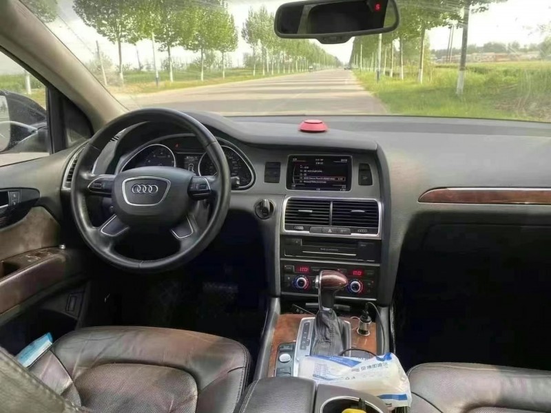 济宁12年奥迪Q74