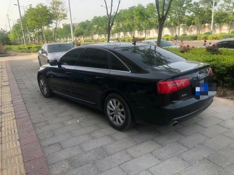 長治13年奧迪A6L8