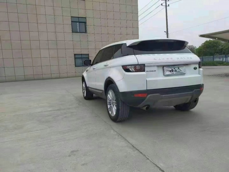 盐城13年路虎极光8