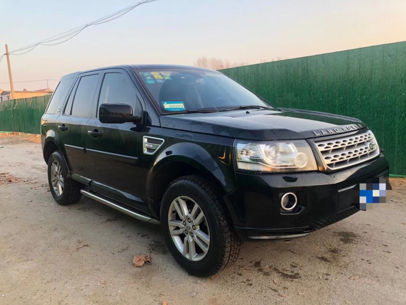 济宁13年路虎神行者1