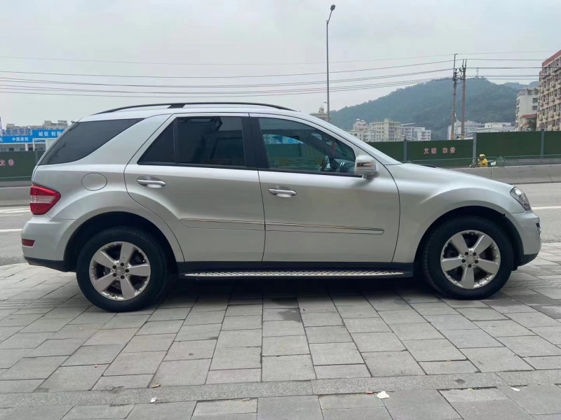 广州06年奔驰ML4