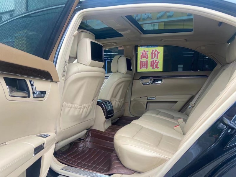 广州12年奔驰S6