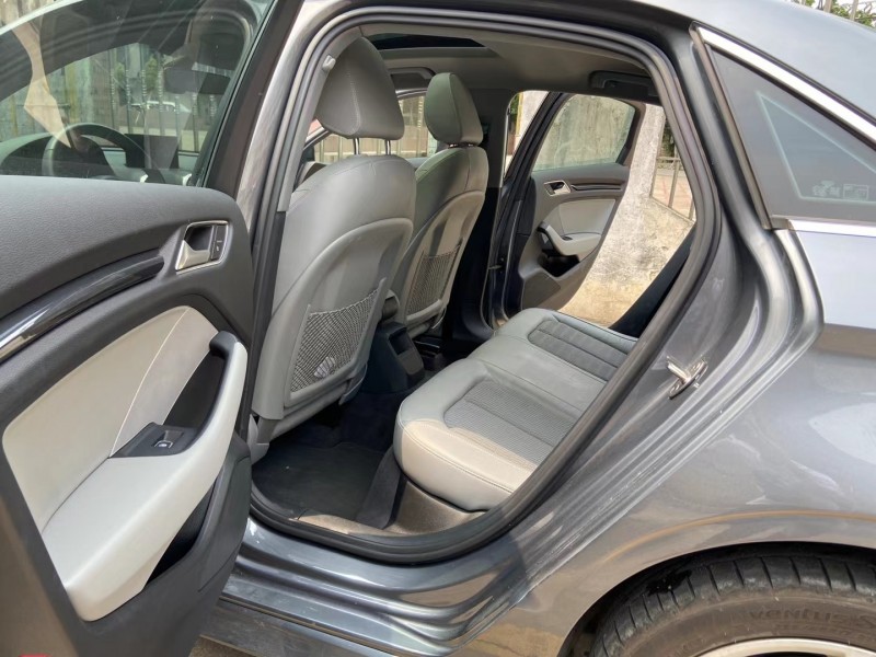 佛山19年奥迪A31