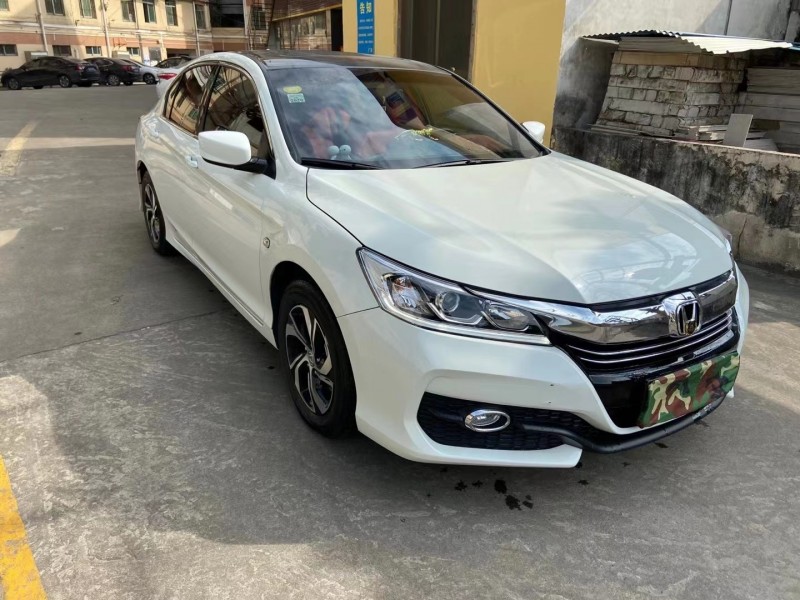 佛山18年本田雅阁4