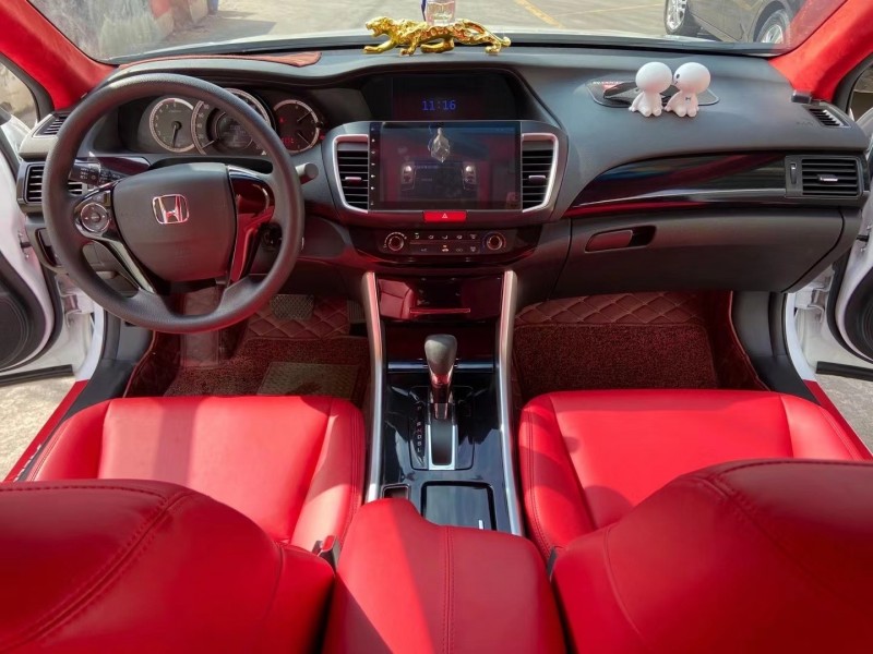 佛山18年本田雅阁1