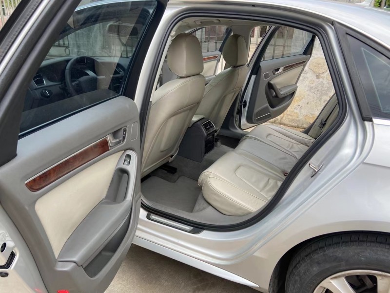 佛山11年奥迪A4L1