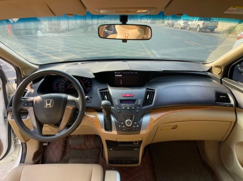 东莞12年本田奥德赛5