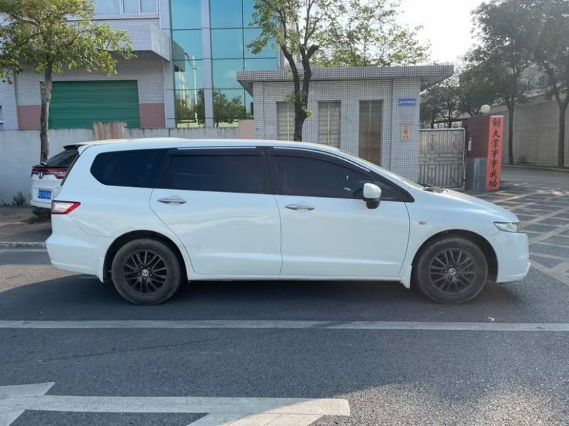 东莞12年本田奥德赛3