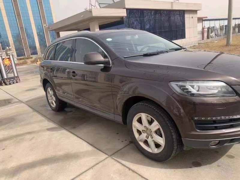 保定10年奥迪Q78