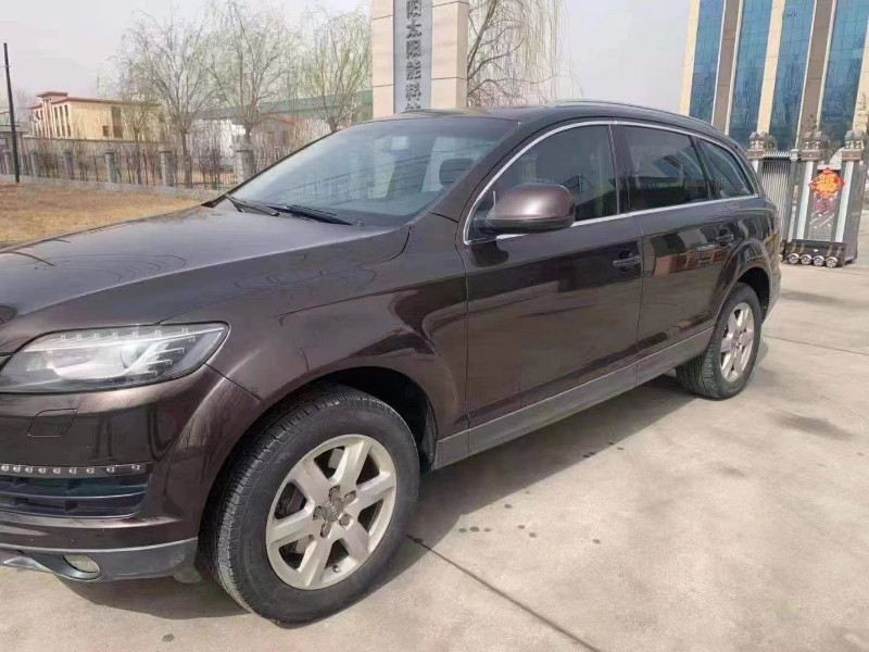 保定10年奥迪Q77