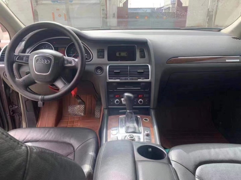 保定10年奥迪Q71