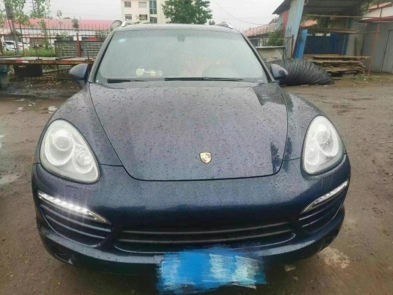 安陽13年保時捷卡宴1