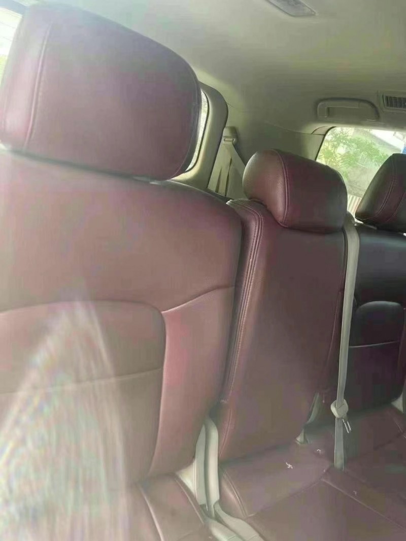 保定10年丰田兰德酷路泽4