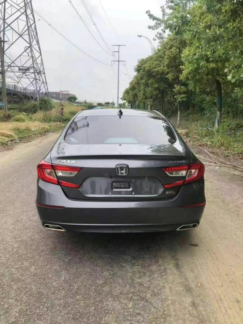 武汉21年本田雅阁5