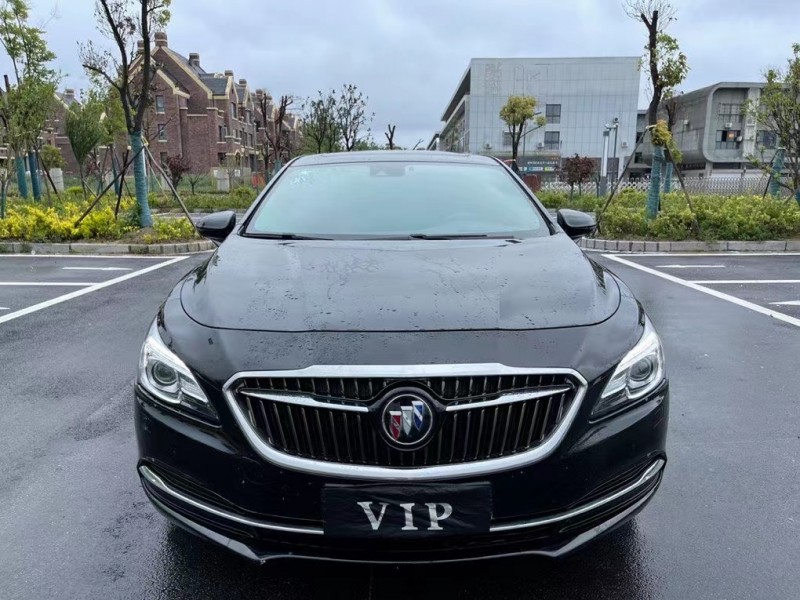 盐城17年别克君越1