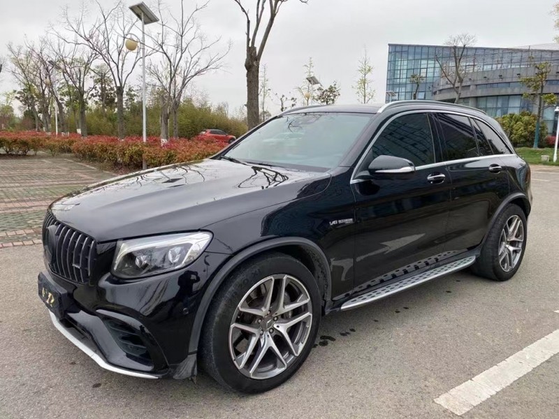 盐城19年奔驰GLC7