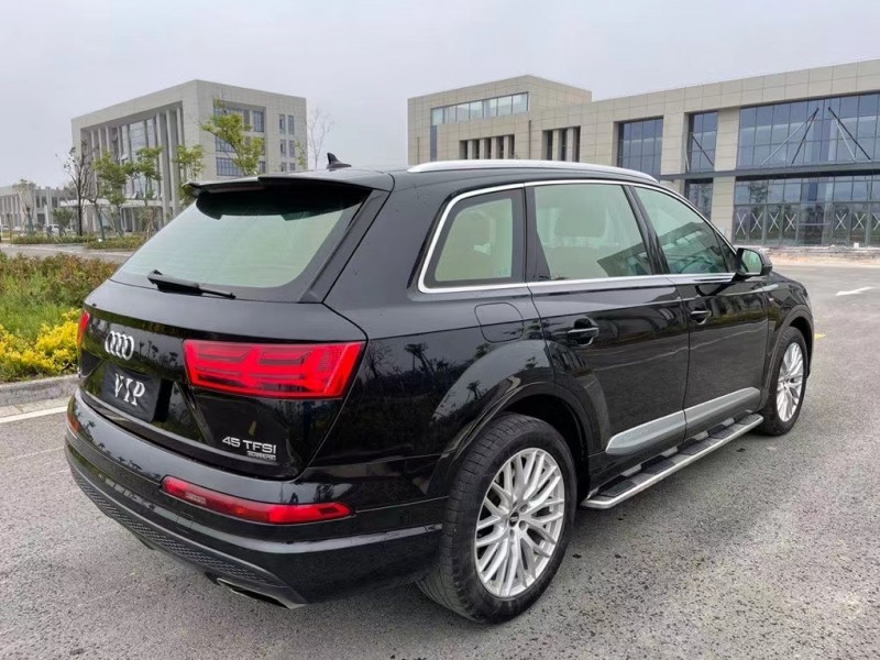 盐城18年奥迪Q75