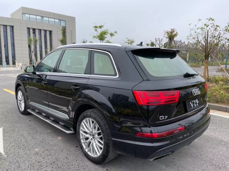 盐城18年奥迪Q79
