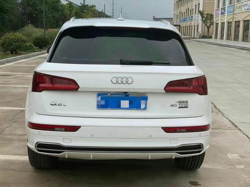 济南19年奥迪Q59