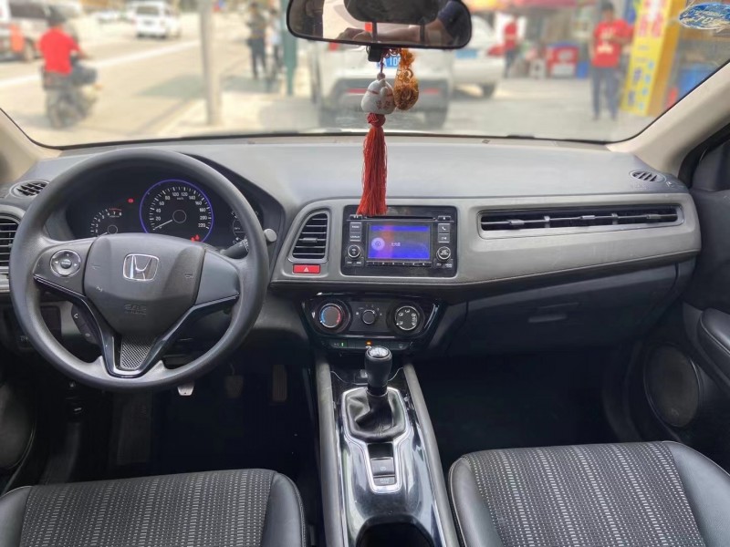 广州16年本田缤智8