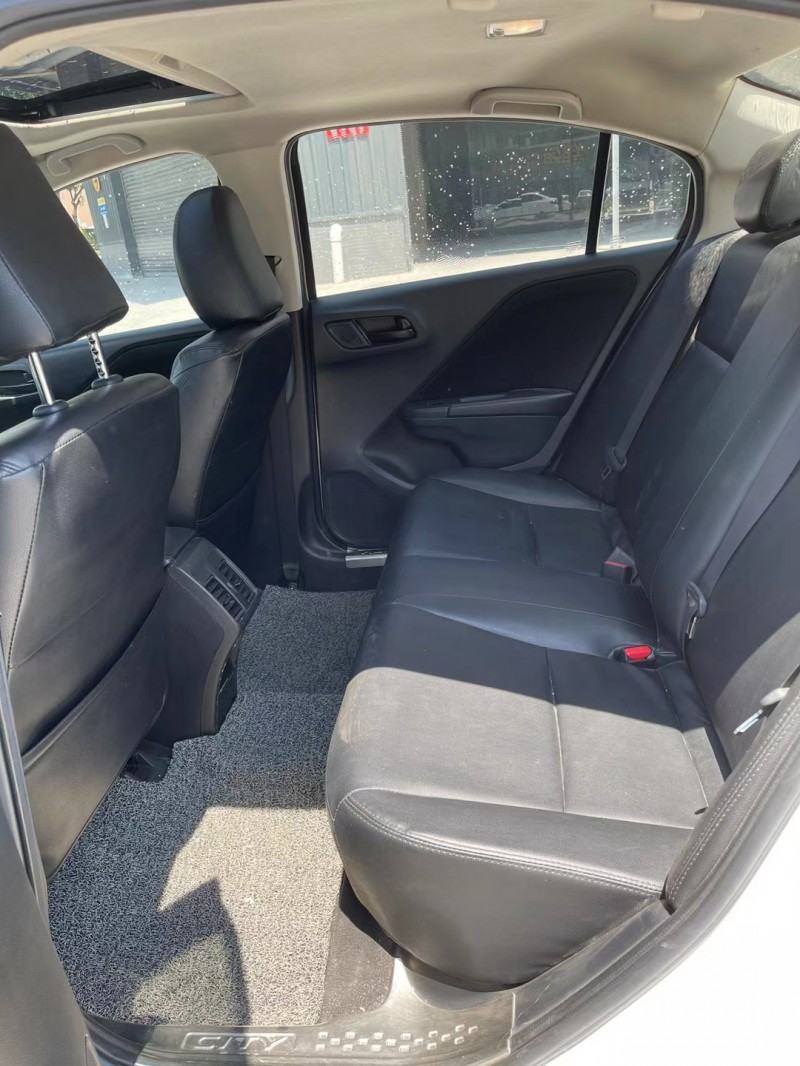 东莞17年本田锋范4