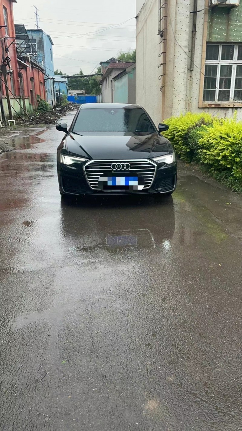 潍坊19年奥迪A6L1