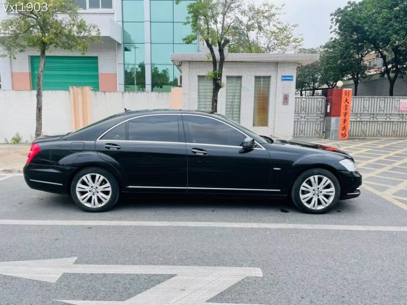 东莞13年奔驰S3