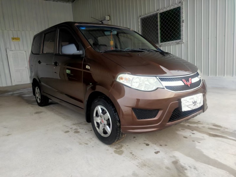 遼陽17年五菱汽車宏光S32
