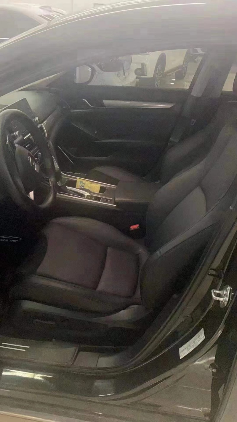 邵阳18年本田雅阁3