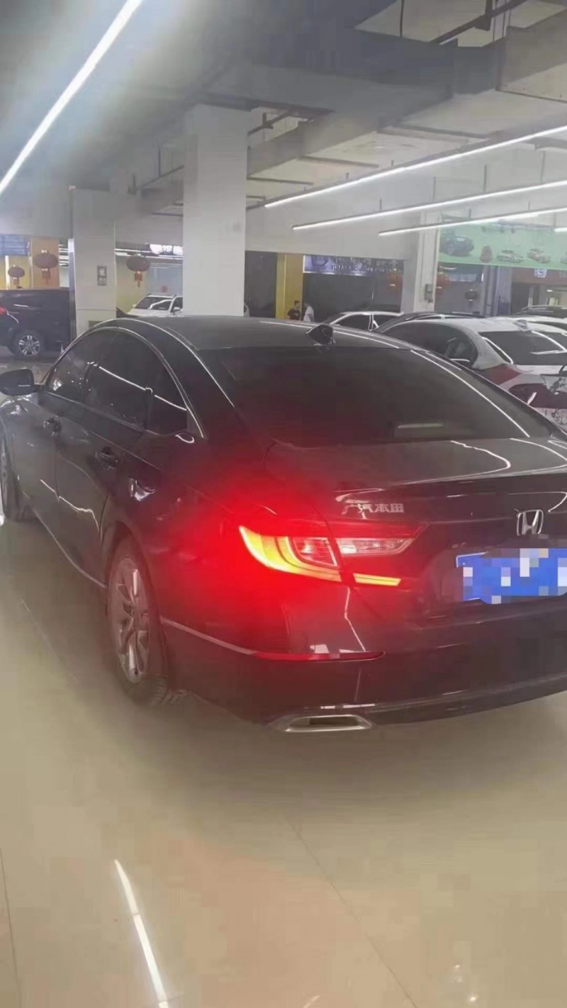 邵阳18年本田雅阁5