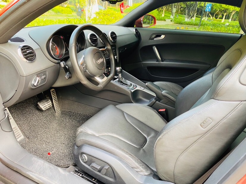 东莞11年奥迪TT8