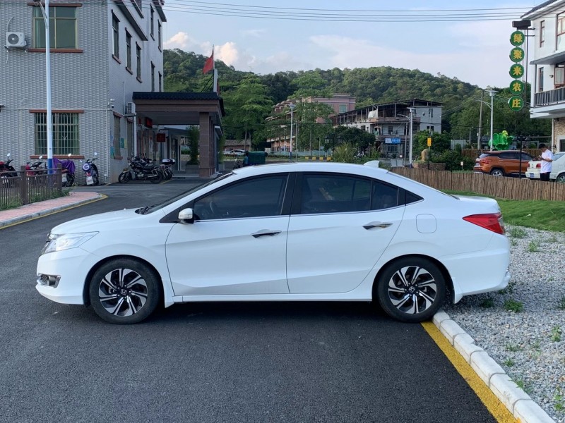 广州18年本田凌派4